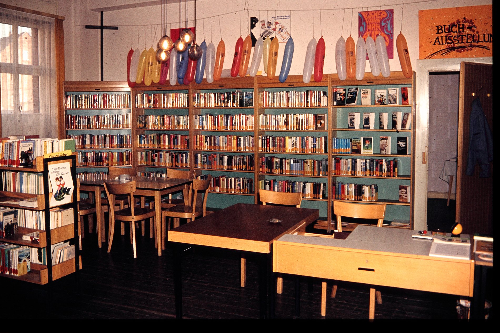 Urlaubsbuchausstellung